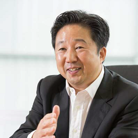 建築家には基本自由に設計してもらう。ただし、経営視点でシビアにチェック