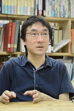 教授</br>饗庭 伸