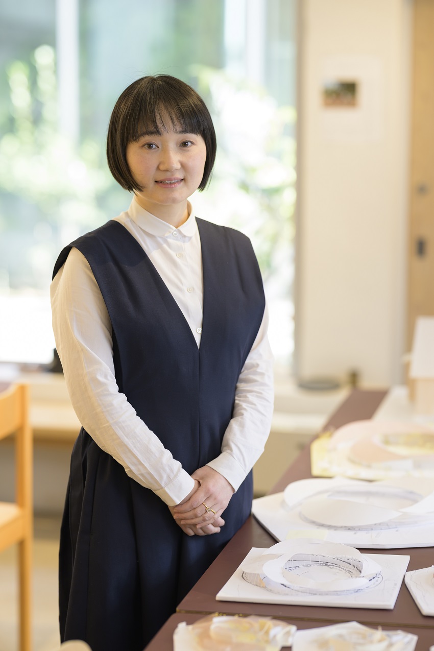 私たちの職域はとても広い。 人々の思いと建築家一人ひとりの才が つながっていけば、いろんなまちが もっと豊かに、楽しくなると思う
